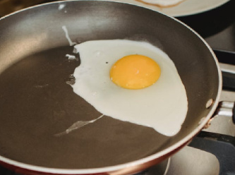 Teflon tavalardaki bu tehlikeye dikkat