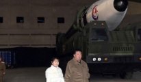 Kim Jong-un, füze denemesinde ilk kez kızıyla görüntülendi