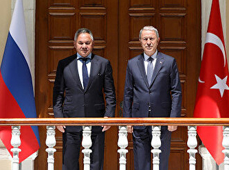 Şoygu ve Akar, olası kara harekatını görüştü