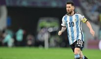 Arjantin'i çeyrek finale taşıyan Messi'den kariyer rekoru