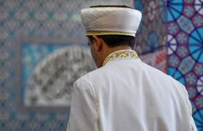 Almanya, Türkiye’den imam alımını sonlandırıyor