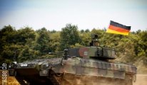 Alman ordusunda şimdi de Puma skandalı