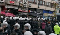 Polis Kadıköy'de HDP binasına girdi