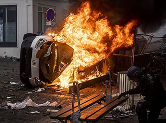 Paris'in bazı bölgelerinde gece sokağa çıkma yasağı