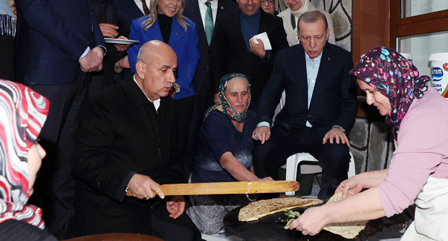 Oy kaybını durduramayan AKP'de eski formül devrede