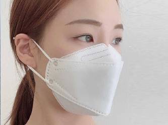 Koreli gençler, Covid yasakları gevşediği halde neden hâlâ maske takıyor?