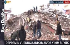 NTV muhabiri canlı yayında anlattı: Hala kurtarma ekibi yok, kimileri donarak öldü