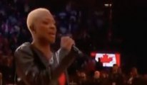 Kanadalı şarkıcı, milli marşın sözlerini değiştirdi, tartışma büyüyor
