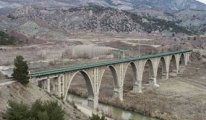 Adıyaman'daki 94 yıllık Alman Köprüsü depremde ayakta kaldı