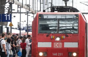 Almanya felç olacak!: Hiç bir toplu ulaşım aracı çalışmayacak