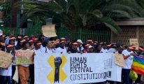 Güney Afrika İnsan Hakları Fuarı’nda Türkiye’deki cadı avı anlatıldı