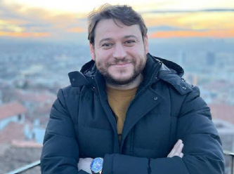 PTT, daire başkanlarına 8 bin liralık kayak montu almış