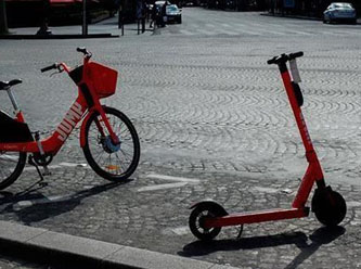 Parisliler'in yüzde 90'ı scooterlara "Hayır" dedi