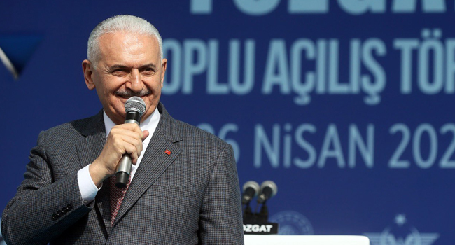 Binali Yıldırım seçim kampanyasını İBB araçlarıyla yapmış: 'Bunun adı soygun'