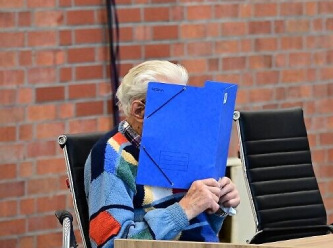 Holokost sanığı Nazi gardiyanı 102 yaşında öldü