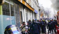 Fransa'da protestolar büyüyor: 200 sivil 406 polis yaralandı