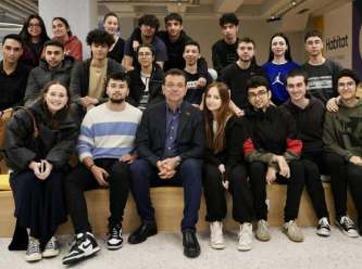 İmamoğlu'ndan gençlere çağrı: Firesiz oy kullanın