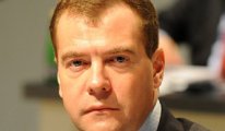 Medvedev “sınırları genişletti”
