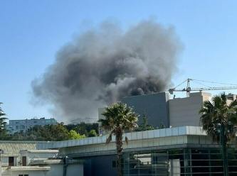 İstinyePark’ta yangın çıktı!