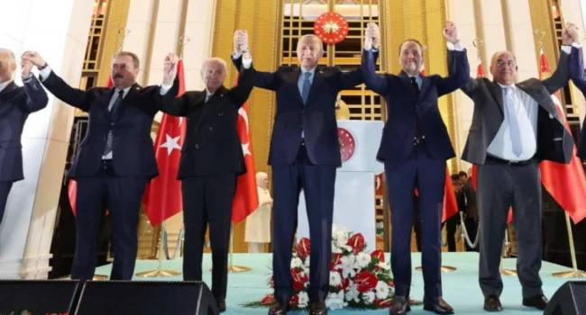 Cumhur İttifakı'nda 'saray sevdası' kriz çıkardı