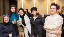 KHK’lı Dr. Umut Duygu Uzunel’e Kanada’da ‘Seçkin Kadınlar’ ödülü