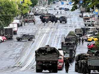 Putin sıkıyönetim ilan etti