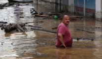 Trabzon'da sağanak yağış etkili oldu