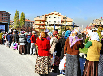 Tek Adam rejiminin hediyesi: Sosyal yardıma muhtaç hane sayısı 4,5 milyonu aştı