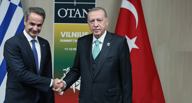 Türkiye ile Yunanistan arasındaki buzlar eriyor mu?