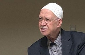 Hasta ve yaşlı haliyle hapsedilmişti: 86 yaşındaki Halil Karakoç bastonuyla tahliye edildi