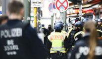 Almanya'da hareketli saatler: 5 okula ve 1 radyoya bomba ihbarı yapıldı