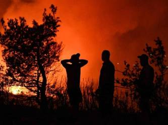 İzmir Kınık'ta orman yangını: 3 mahalle tahliye ediliyor