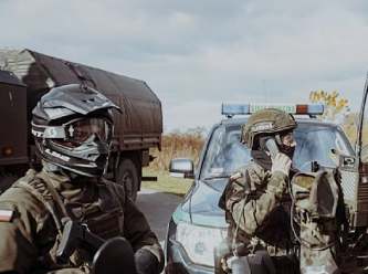 Polonya diken üstünde!