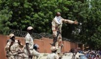 Nijer Fransa'ya hava sahasını kapattı, Fransa askerlerini ve büyükelçisini çekiyor