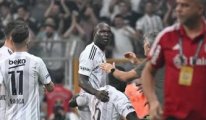 Beşiktaş’ın yıldızı Aboubakar golünü attıktan sonra Lucescu’ya koştu!