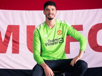 Fenerbahçeli genç kaleci Altay resmen Manchester United'da
