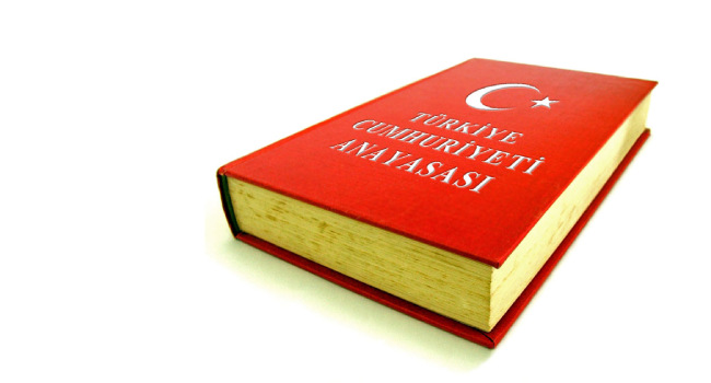 AKP'nin yeni Anayasa çıkışına muhalefet ne dedi?