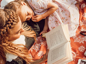 Çocuğunuza aynı kitabı tekrar tekrar okumanın faydaları