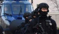 Alman polisi, terör zanlısı iki kişiyi tutukladı