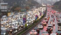İstanbul trafiğini sağanak vurdu: Yoğunluk yüzde 80