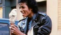 Michael Jackson'ın bu ceketi 306 bin dolara satıldı