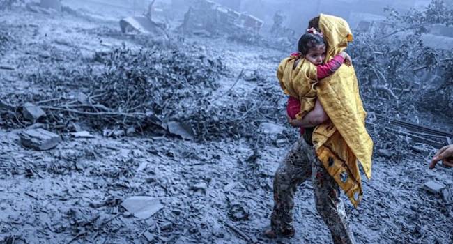 İsrail bombalarının altında güneye şıkışan Gazzeliler, gidecek yer arıyor