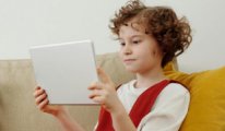 Teknoloji çağı, çocuklarda kilo alımını tetikliyor!
