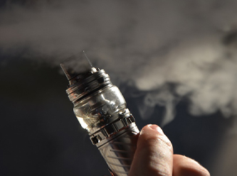 Elektronik sigaraya hapis cezası yolda: Bulunduranlar bile...