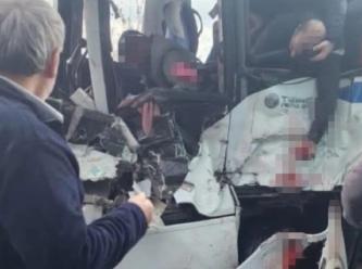 Manisa’da feci kaza: 5’i ağır 17 yaralı