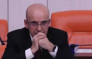 Şimşek'ten emekli ve asari ücretliye tırpan operasyonu: 2026 Enflasyon hedefini yüzde 20 olarak belirledi...