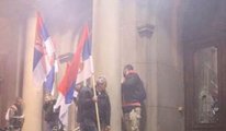 Sırbistan'da 'siyasi gerginlik': Halk isyan etti!
