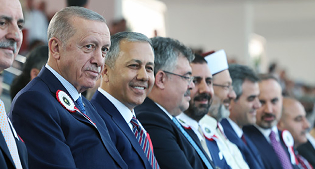 İddia: Rütbe krizi sebebiyle Ali Yerlikaya'nın bileti kesildi