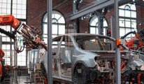 Çıkan yangının ardından Almanya'daki Tesla fabrikasında üretim durma noktasına geldi