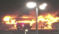 Havalimanında yangın: Uçaklar pistte çarpıştı
